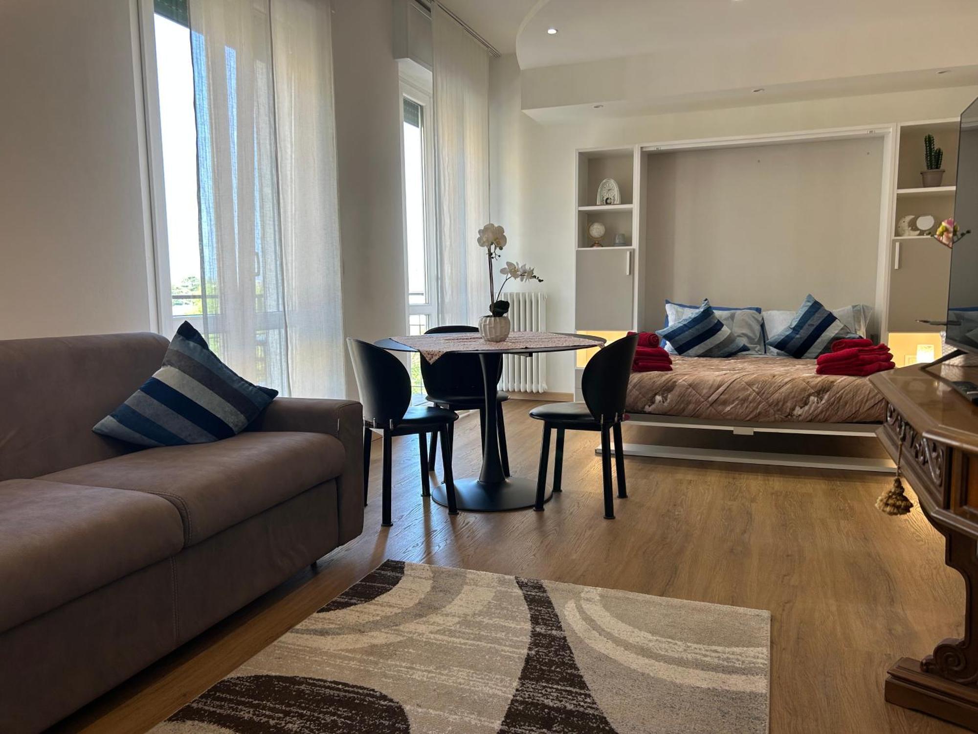 Valverde Apartment And Rooms Верона Экстерьер фото